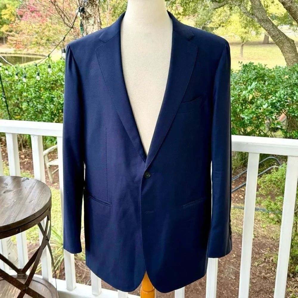 SuitSupply Navy Blueโ2 Button Sienna Blazer. Sizeโ58R/US44